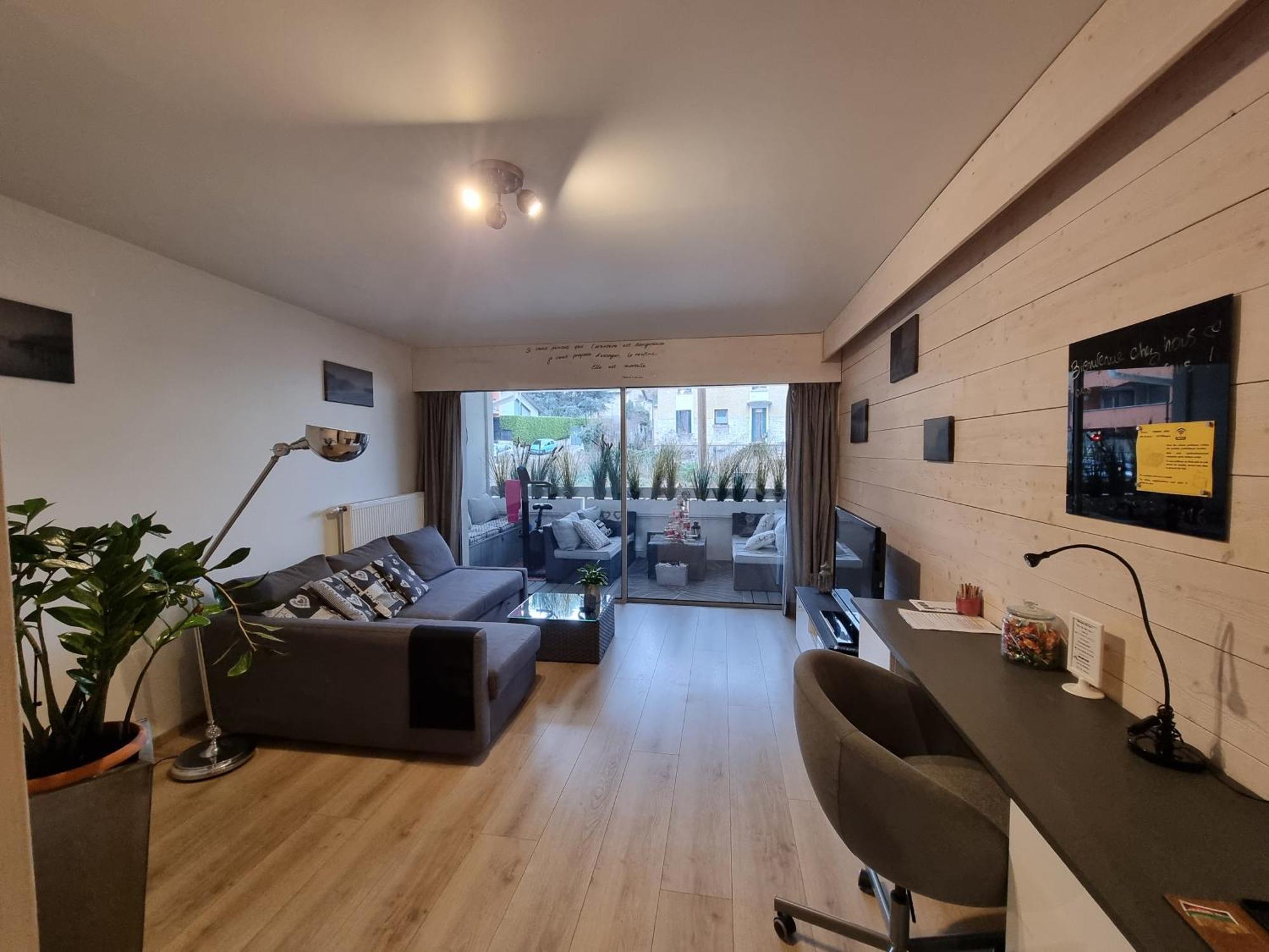 Aix Centre Cosy Calme Garage Terrasse Appartamento *